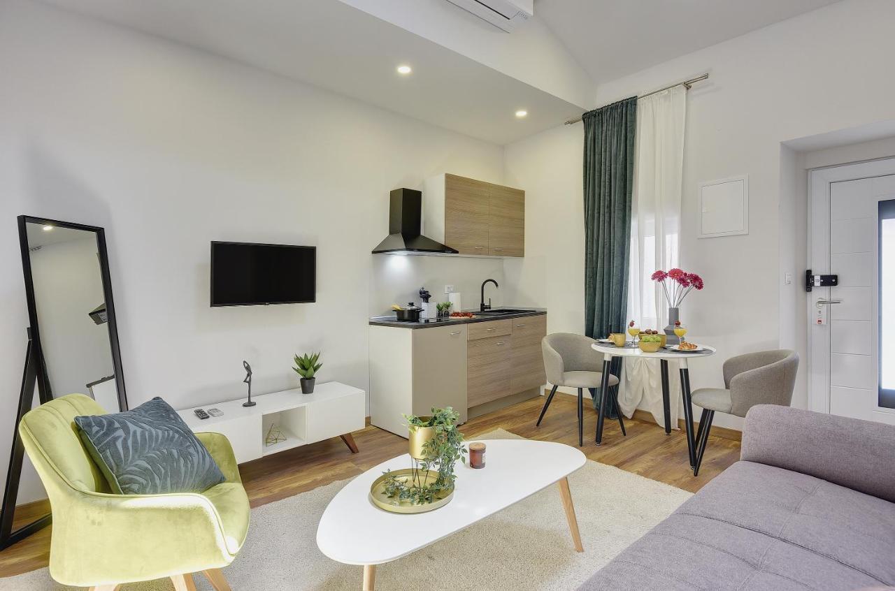Apartment D&a Luxury With Free Parking *