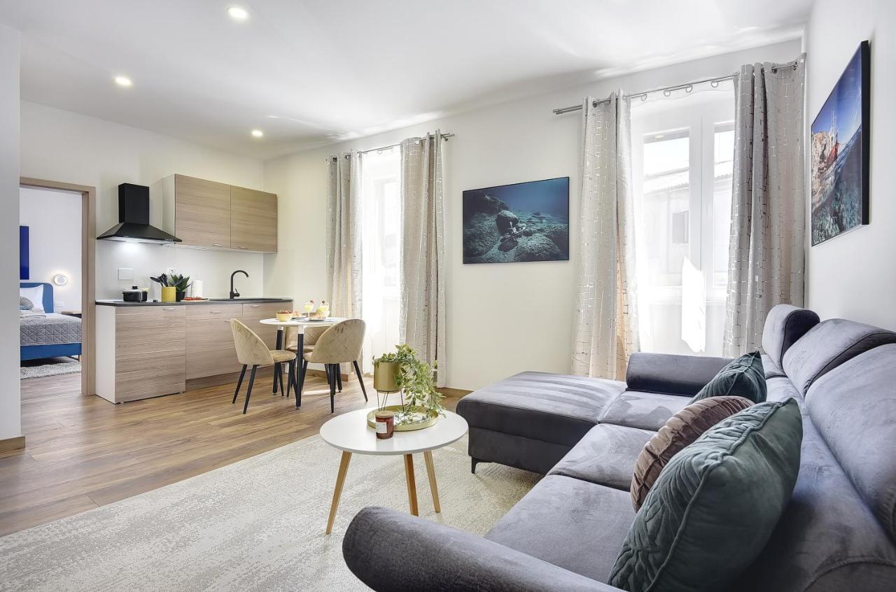 Apartment D&a Luxury With Free Parking