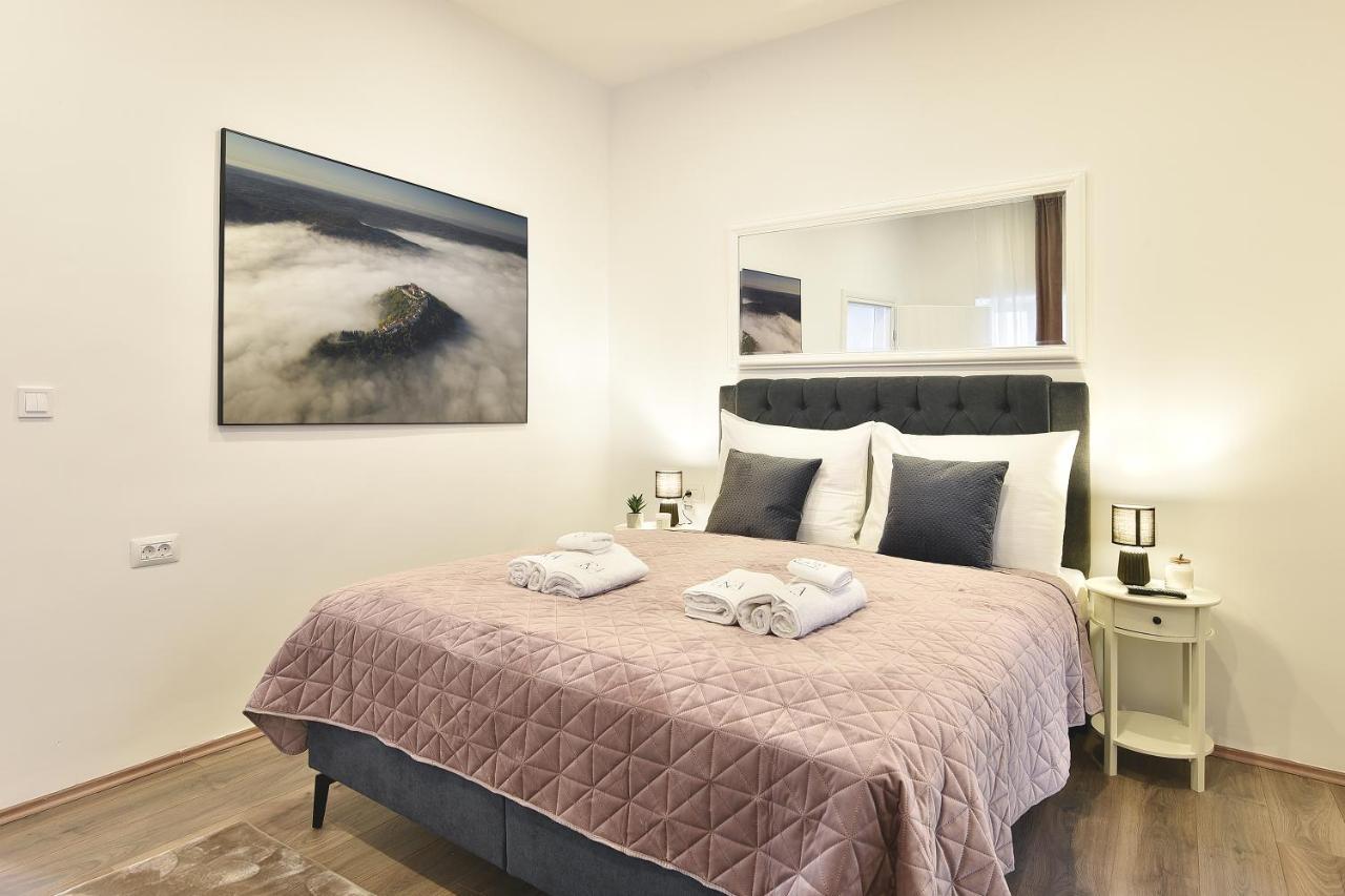D&a Luxury With Free Parking Apartment Pula