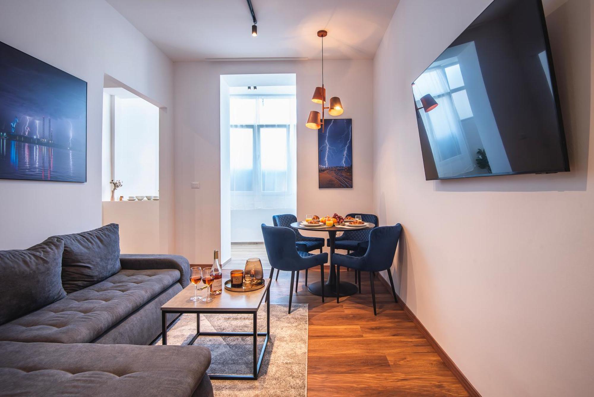 Apartment D&a Luxury With Free Parking